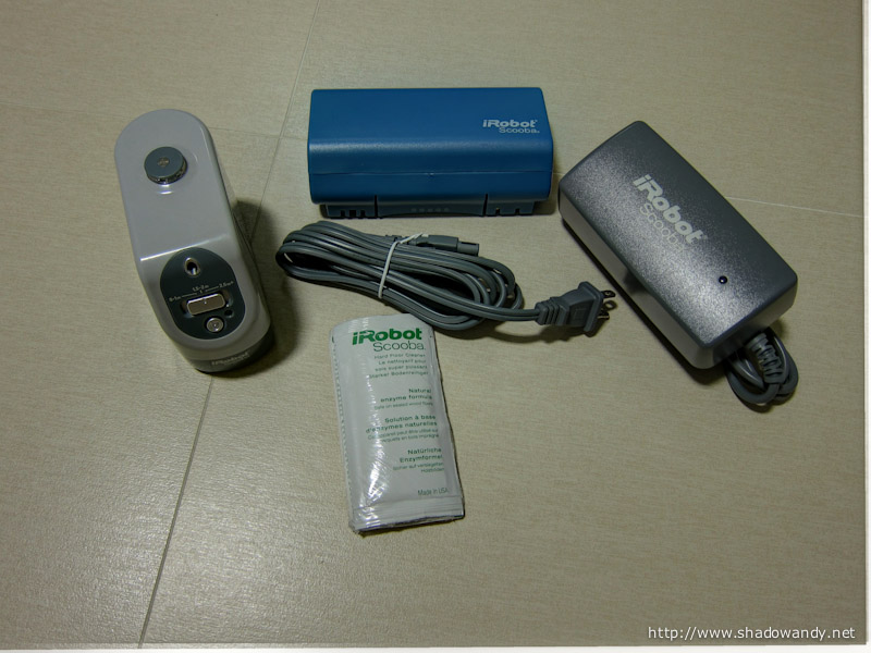 Scooba 380 - The simple accessories that came with the Scooba - virtual wall, charger, battery, hard floor cleaner
