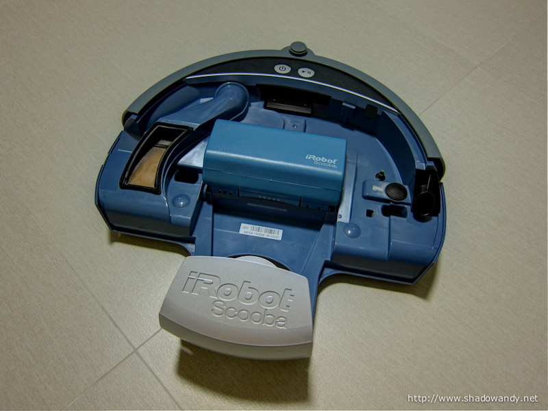 Scooba 380 - The machine without its water tank