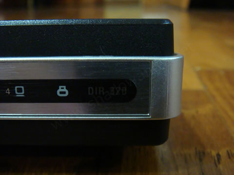 dir320_04 DIR-320 - looks pretty much like the DIR-300