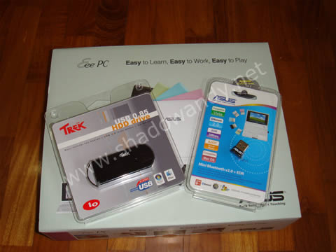 eeepc701_02 EEE PC package