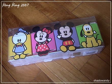 hkGifts01.jpg
