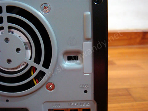 readynasduo07 ReadyNAS Duo - Kensington Security Slot