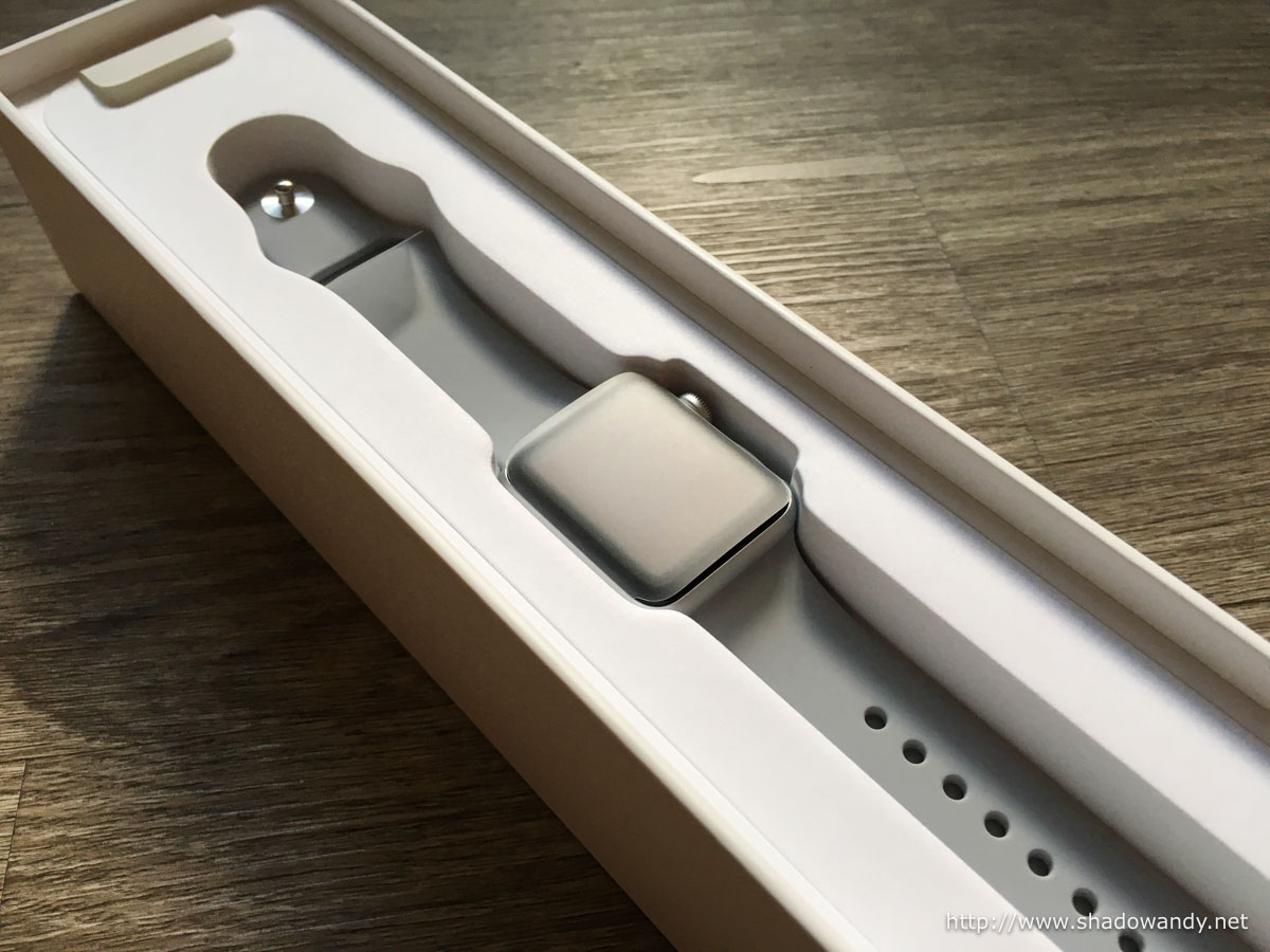 apple watch series 3 packaging